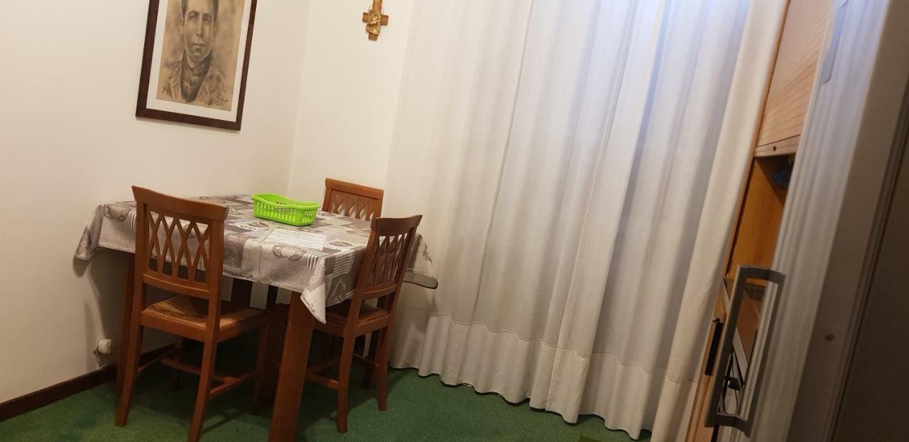 Casa Lory Villa Рим Екстериор снимка